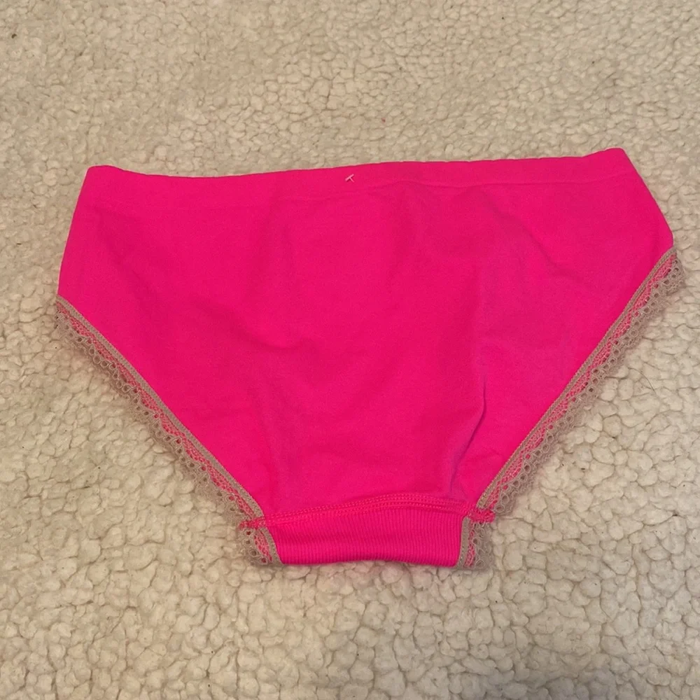 Victoria’s Secret Neon‎ Pink Hiphugger Lace Panty
